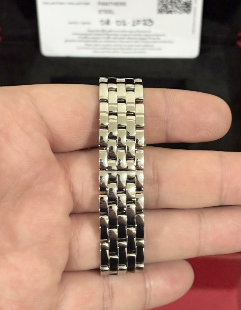 2023 Cartier Panthère Medium - Full set (Category: Luxury Watches) located in Mandaluyong City. Submitted by brian.1988 (Listing ID 1469618864, Image 2). Description: 2023 Cartier Panthère Medium - Ref. WSPN0015 - Full set - 9.5/10 excellent condition .