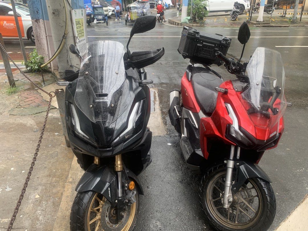 2024 Honda AdV (Category: Motorbikes for Sale) located in Makati City. Submitted by gelski_unit (Listing ID 1469598841, Image 3). Description: 18k ODo twice travel lang dingalan and atimonan quezon then Bahay work lang 5 mins drive for 2 years.