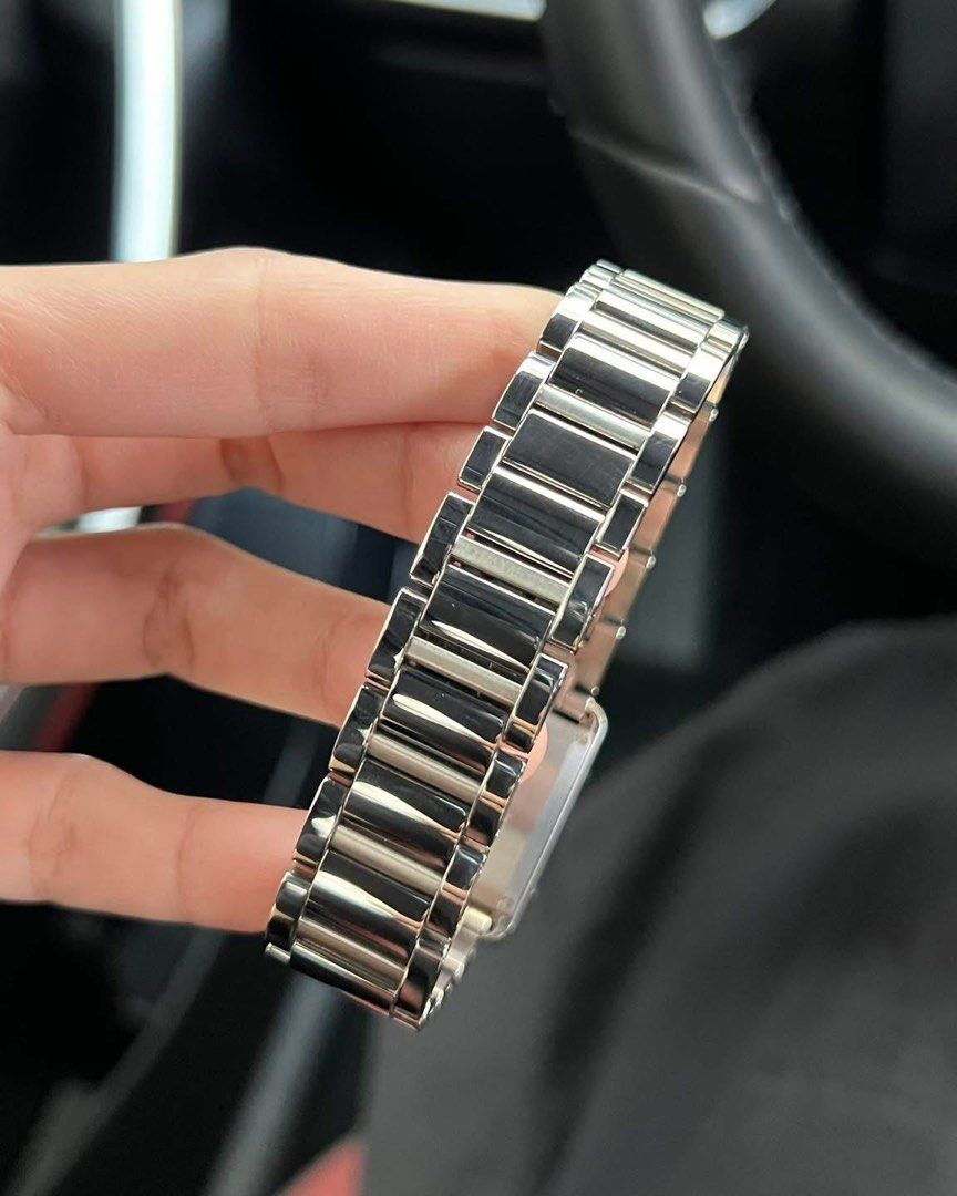 2026 Cartier Tank Must Small Full Set (Category: Luxury Watches) located in Baliuag. Submitted by watchgalleriaphl (Listing ID 1469597187, Image 3). Description: Cartier Tank Must Small Ref: WSTA0107 Latest Model and Reference 29.5mm x 22mm High-autonomy quartz movement In Very Good condition, Like new Full set Year 2026 Under International Limited Warranty until 2034 .