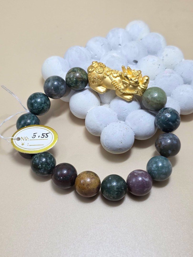 24K Piyao Bracelet! ✨🐉 (Category: Bracelets) located in Mandaluyong City. Submitted by luxprelovedbagsparadise (Listing ID 1469663334, Image 3). Description: ✨ 24K PIYAO BRACELET 💛🐉 Add a touch of luxury and elegance to your jewelry collection with this stunning 24K Piyao Bracelet! ✨ A timeless piece that combines beauty and style, perfect for personal wear or as a meaningful gift. 🎁💛 💛 24K Piyao Bracelet ✨ Elegant and timeless design 💎 ₱9