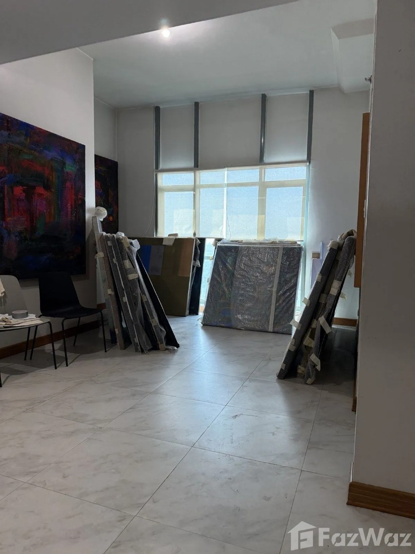 (Category: ) located in . Submitted by propertyproph (Listing ID 1469592307, Image 1). Description: .