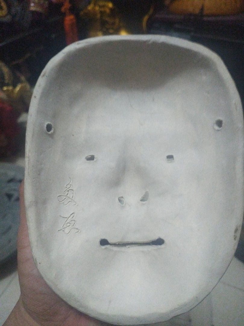 2pcs Japanese art mask (Category: Vintage Collectibles) located in San Rafael. Submitted by jflshoppe1989 (Listing ID 1469629656, Image 3). Description: .