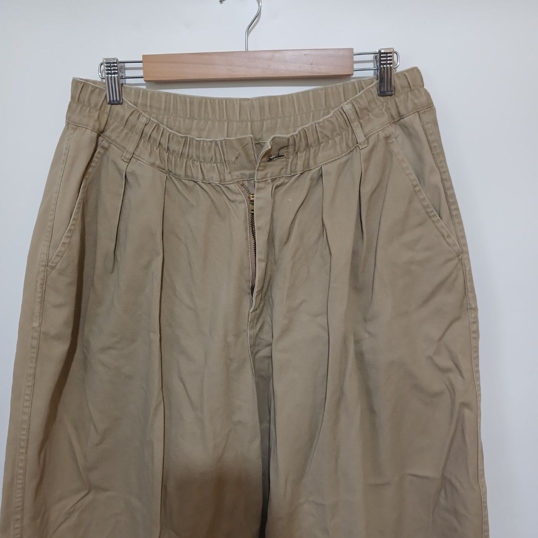3 DAYS UNION WORKWARE (MRS. WORK WARE) PLEATED WIDE PANTS (Category: Chinos) located in Ozamiz City. Submitted by 2nd.sight (Listing ID 1469671494, Image 3). Description: issues: last 3 pics size: medium w: 30-34 l: 36 hem: 11.