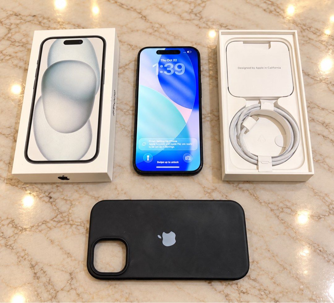 3 mos old iPhone 15 in Black (128GB) (Category: Other Gadgets) located in San Pedro. Submitted by cathy_paras (Listing ID 1469629615, Image 2). Description: 🖤 FOR SALE: iPhone 15 128GB — BLACK 🖤 ✨ SUPER ALAGA | BRAND NEW CONDITION! ✨ 📱 UNIT DETAILS: 💾 128GB Storage 🗓️ Only 3 Months Old 🔓 Globe-Locked — Openline process ongoing 🇵🇭 NTC Approved 🔋 100% Battery Health 📦 Complete Original Package ✨ 99% Smooth — with minor paint chips near th