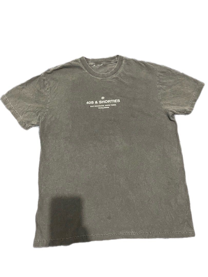 40s and shorties (Category: Tshirts & Polo Shirts ) located in San Jacinto. Submitted by clothcartelph (Listing ID 1469662767, Image 2). Description: Size: med Dimes: 20/27.5 Width: 20 Length: 27.5 Issue: ~ Color rate: 9.4/10.