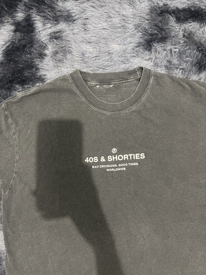 40s and shorties (Category: Tshirts & Polo Shirts ) located in San Jacinto. Submitted by clothcartelph (Listing ID 1469662767, Image 3). Description: Size: med Dimes: 20/27.5 Width: 20 Length: 27.5 Issue: ~ Color rate: 9.4/10.