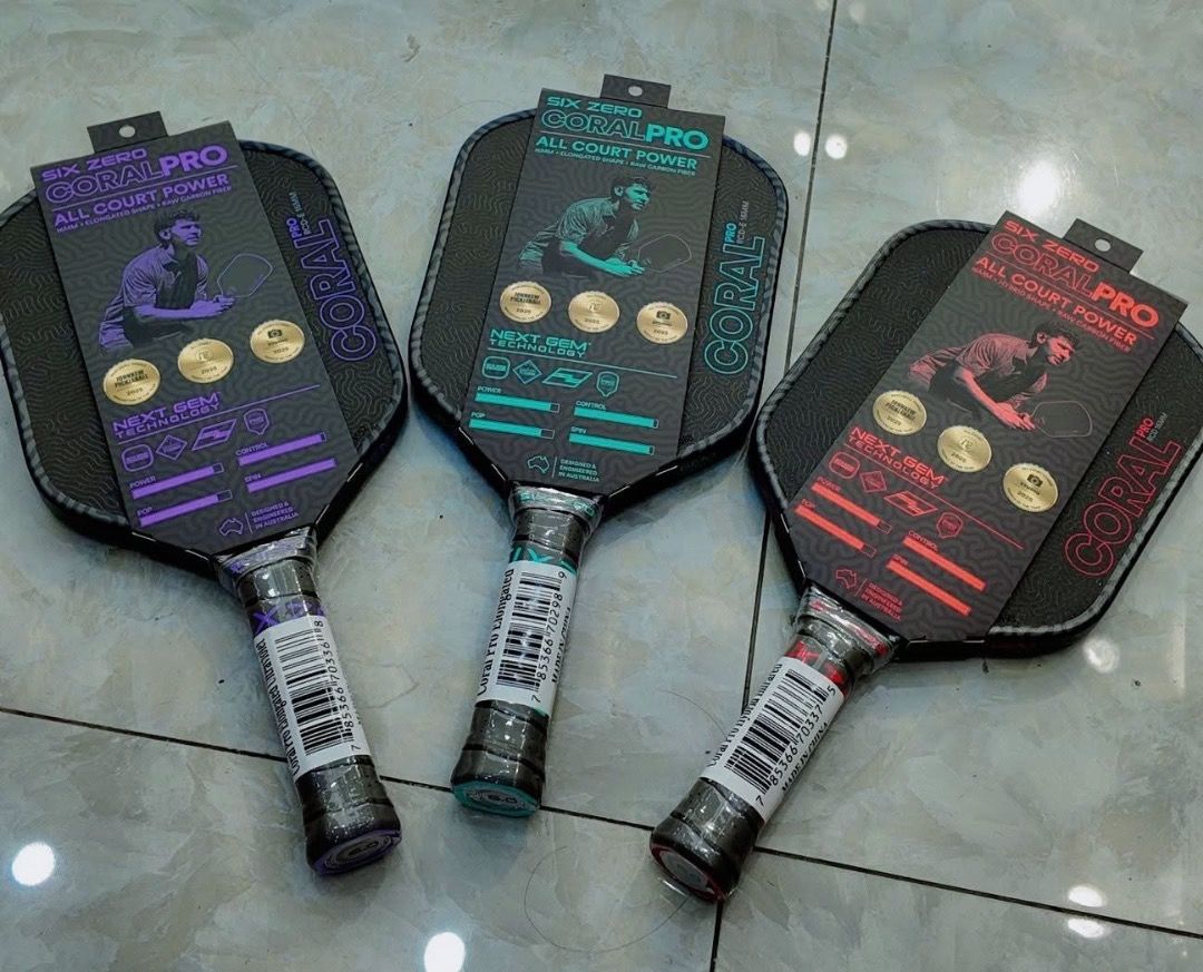 6.0 Coral Pro Brandnew Paddle (Category: Other Sports Equipment and Supplies) located in Balagtas. Submitted by pitsgarments (Listing ID 1469613147, Image 1). Description: Free cover, edge tape and overgrip .