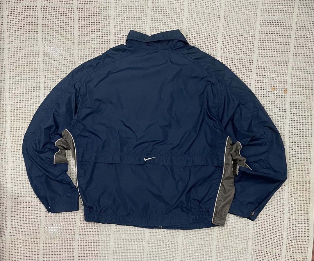90s Vintage Nike Windbreaker Jacket (Category: Coats, Jackets and Outerwear) located in Bacolod City. Submitted by abkicks_apparel (Listing ID 1469726657, Image 2). Description: 90s Vintage Nike Windbreaker Jacket Large on Tag W24 L28 Authentic Original Excellent Condition No Hidden Issues .