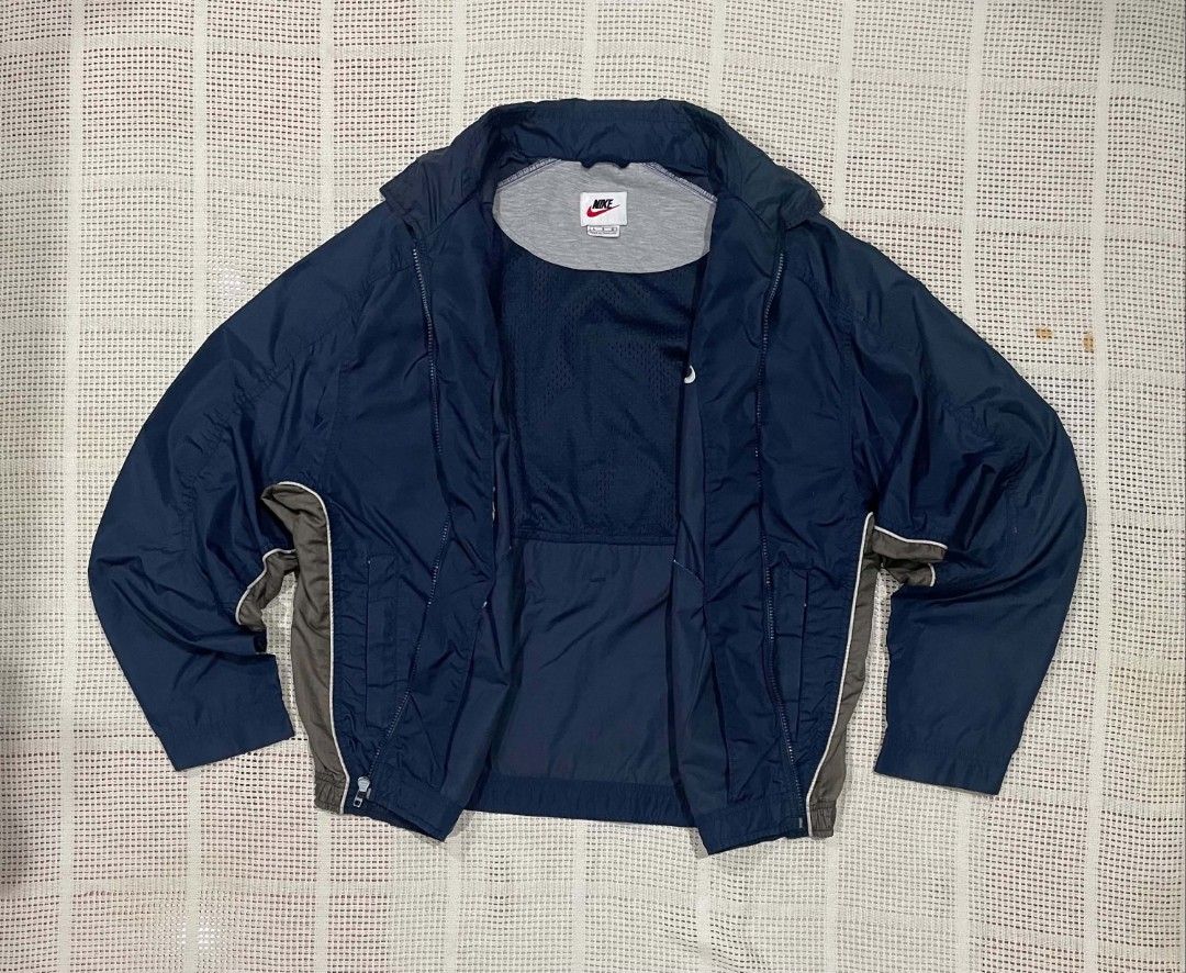 90s Vintage Nike Windbreaker Jacket (Category: Coats, Jackets and Outerwear) located in Bacolod City. Submitted by abkicks_apparel (Listing ID 1469726657, Image 3). Description: 90s Vintage Nike Windbreaker Jacket Large on Tag W24 L28 Authentic Original Excellent Condition No Hidden Issues .