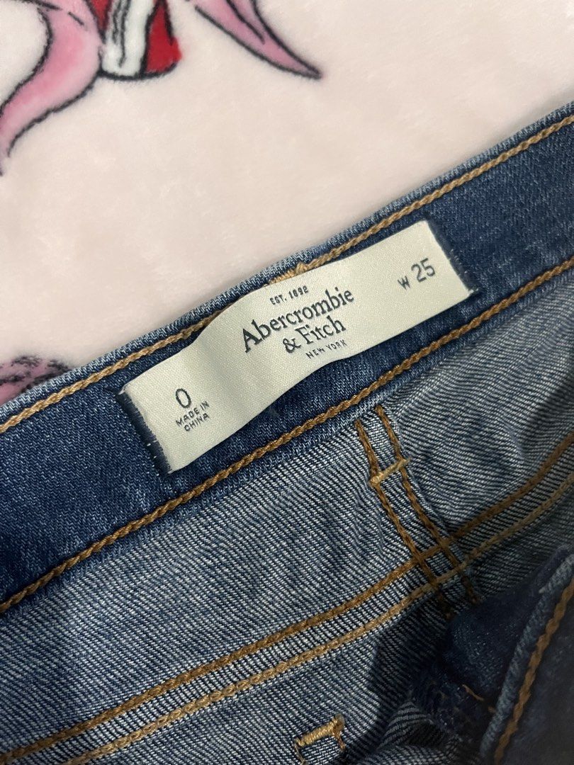 ⋆. 𐙚 ˚ abercrombie mini shorts (Category: Shorts) located in Makati City. Submitted by thezarachives (Listing ID 1469669711, Image 2). Description: .