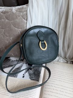 （分類：）位於 。 由 blackvintage_granny_65230308 提交（商品編號 1469665205，圖片 1）。簡介： 。