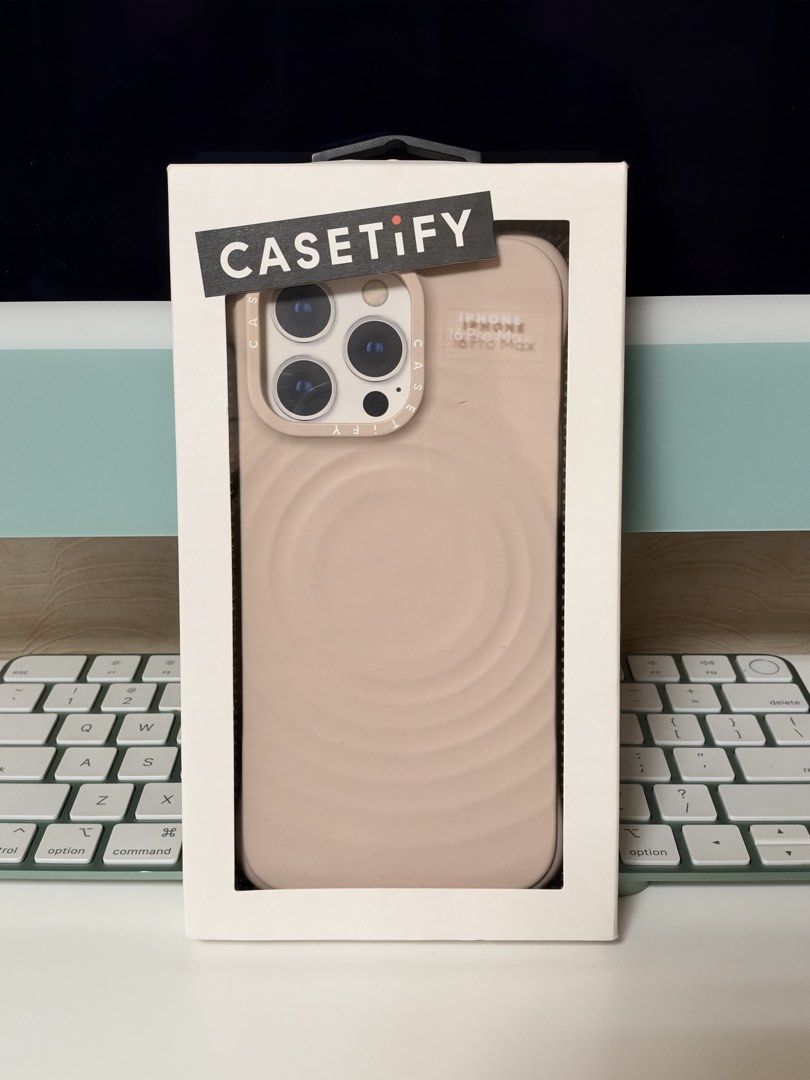 🏷️ iphone 16 pro max authentic casetify ripple case (Category: Cases & Sleeves) located in Pasay City. Submitted by erickaolalu (Listing ID 1469593978, Image 1). Description: • bought from casetify HK (₱3,500) last march • with original packaging (no paper bag) • used twice • with dent/scratch (see pictures).