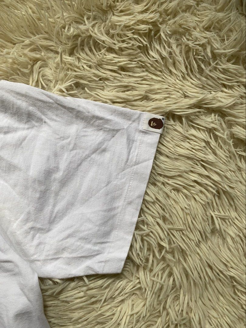 A bathing ape big face logo (Category: Tshirts & Polo Shirts ) located in Antipolo. Submitted by switchneighborhood (Listing ID 1469652711, Image 3). Description: Medium on tag No stain no hole Check pics.