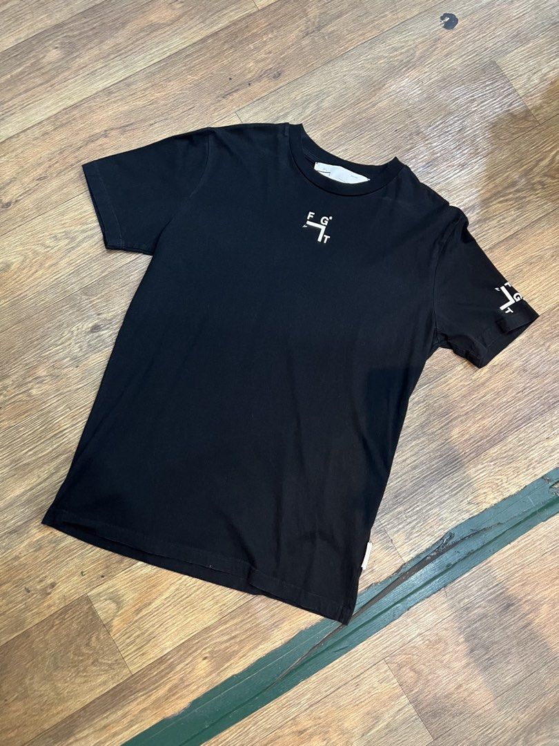 A Cold Wall x Fragments (Category: Tshirts & Polo Shirts ) located in Baguio. Submitted by gamits_de_norte (Listing ID 1469619817, Image 1). Description: no issue 20.5x28.5 1000 + sf.