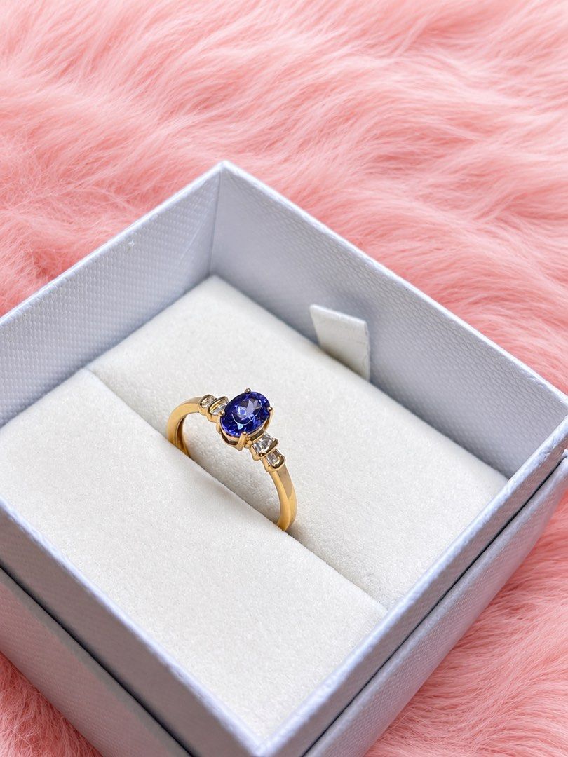 AAA TANZANITE & DIAMOND RING 925 Silver (Category: Rings) located in Manila. Submitted by bentaandco (Listing ID 1469689718, Image 1). Description: 💙 AAA TANZANITE & DIAMOND RING ✨ A beautiful oval-cut blue-violet tanzanite takes center stage, complemented by sparkling diamond accents and a classic yellow gold vermeil setting. 💎 AAA Tanzanite Center Stone ✨ Diamond Accents ✨ 925 Sterling Silver Base ✨ Yellow Gold Vermeil Finish ✨ Total Gemstone