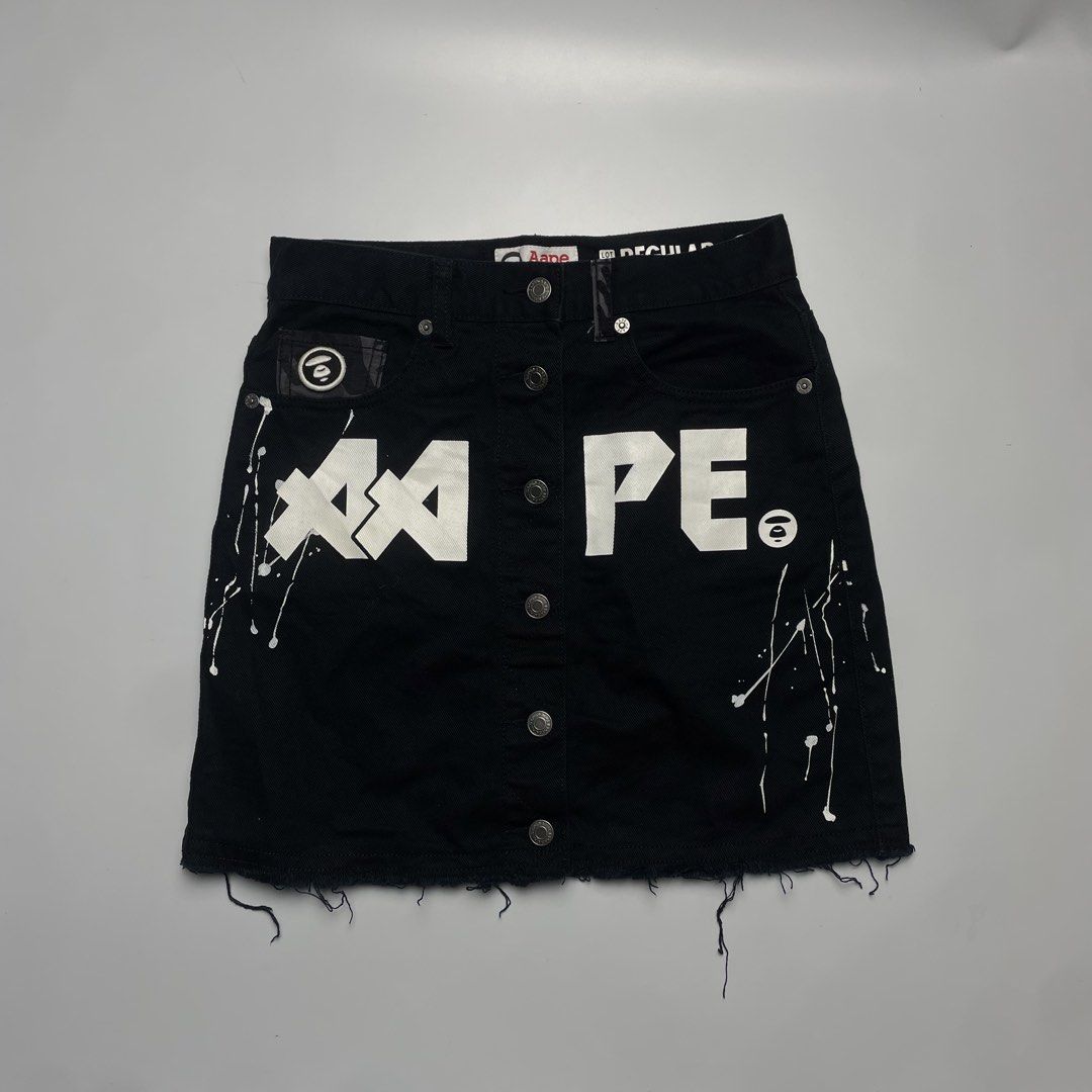 AAPE by A Bathing Ape mini skirt (Category: Skirts) located in Iloilo. Submitted by nextwearco_ilo (Listing ID 1469652887, Image 1). Description: AAPE by A Bathing Ape black denim mini skirt • Like new condition • 26-28 W x 16 L • No flaws ₱ 1,000 Loc : Ilolo city Dm.