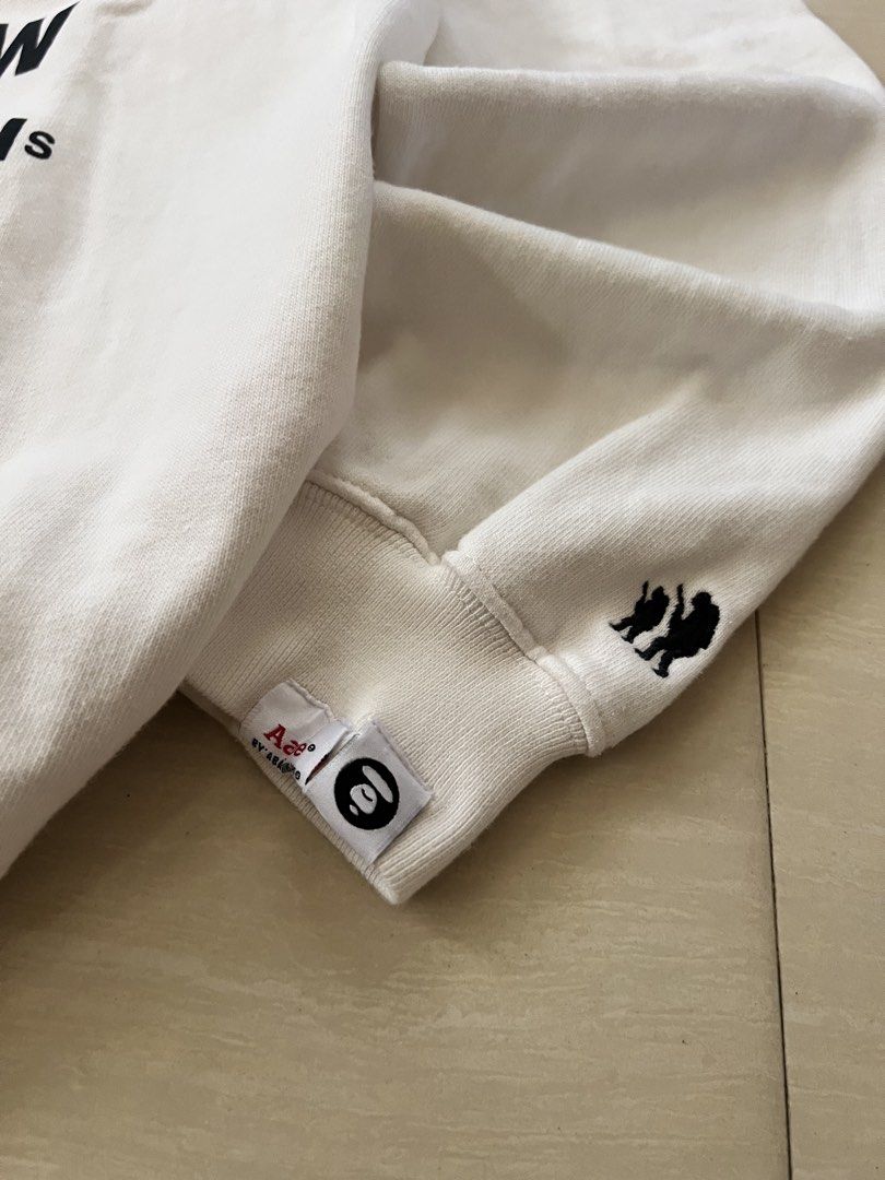 AAPE CREWNECK (Category: Coats, Jackets and Outerwear) located in Batangas. Submitted by engr_thrift (Listing ID 1469671845, Image 3). Description: 📌 AAPE ( Large) 📐Dimension ( Inches ) Length: 27 Width : 21 Color rate: 9.5/10 Issue : none .