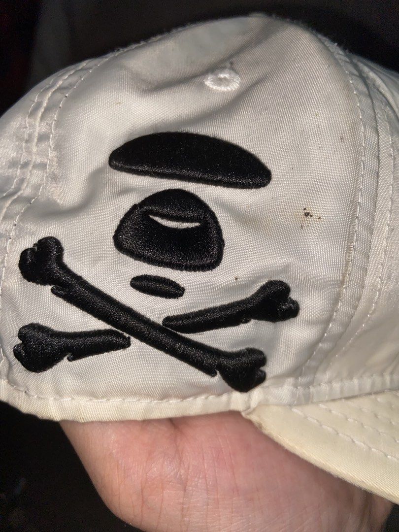 AAPE X NEW ERA??! (Category: Caps & Hats) located in Manila. Submitted by eddzyyyy (Listing ID 1469701094, Image 3). Description: Thrifted loc: marikina.