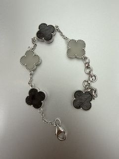 (Category: ) located in . Submitted by patisseriess (Listing ID 1469578896, Image 1). Description: .
