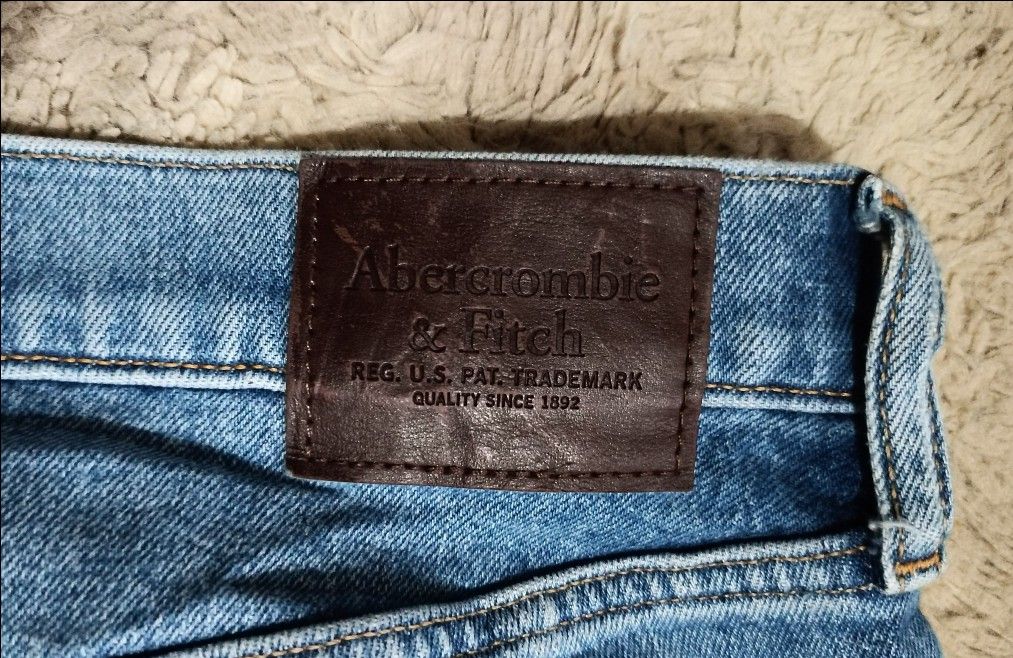 Abercrombie&fitch jeans (Category: Jeans) located in Manila. Submitted by secretthrift_07 (Listing ID 1469577083, Image 1). Description: Abercrombie&fitch jeans Relaxed taper stretch AUTHENTIC -550.