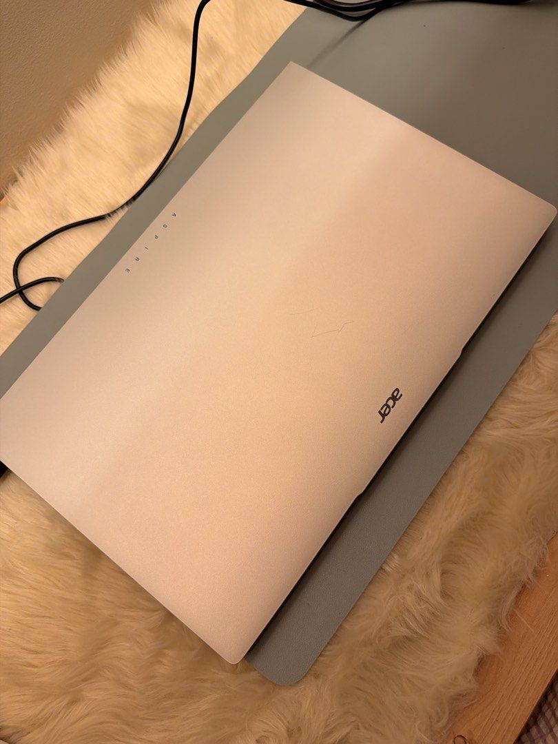Acer Aspire Lite 15 (Category: Laptops & Notebooks) located in Quezon City. Submitted by lark1024 (Listing ID 1469700456, Image 3). Description: SALE ‼️ Bought this last year lang for 47k. Hindi masyado nagamit kasi mas prefer ko MacBook. 🥹 Complete with box .