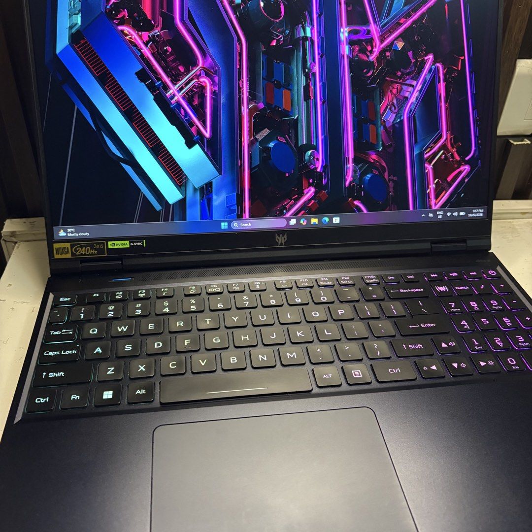 Acer Predator Helios 16 - I7 13th RTX 4060 (Category: Laptops & Notebooks) located in Manila. Submitted by ghelo23 (Listing ID 1469665061, Image 2). Description: ACER PREDATOR HELIOS 16 📍SPECS - CPU: Intel Core I7-13700HX - GPU: NVIDIA GeForce RTX 4060 8GB - Display: 16” 240HZ 2k WQXGA - Storage: 512GB nvme ssd (Upgradable) - RAM: 16GB DDR5 (Upgradable) - Minor dents sa corners - Good Condition - Good for Heavy Gaming and Editing 📍INCLUSION - O
