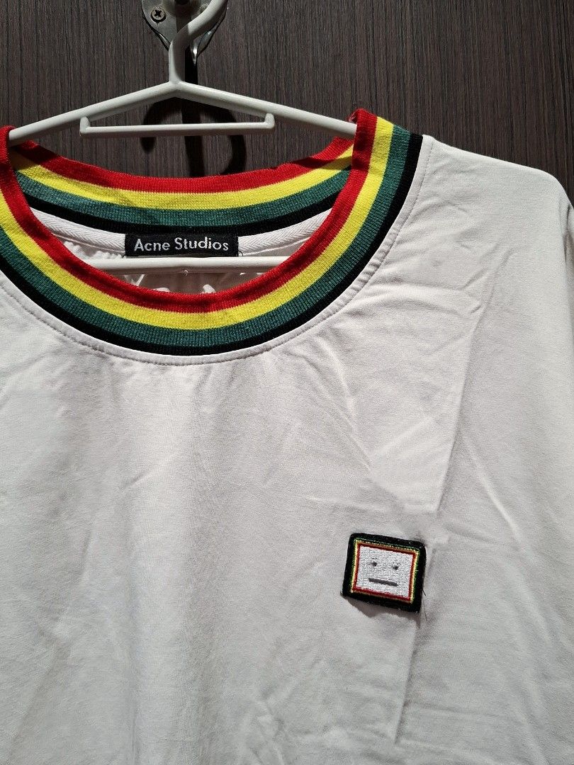 Acne Studios 2019 Reggae College Face T-Shirt (Category: Tshirts & Polo Shirts ) located in Pasig City. Submitted by coveted.mnl (Listing ID 1469733749, Image 2). Description: Guaranteed Authentic📌 No Issue, needs ironing and rewash lang Best fit to: Medium - Large Width : 21 Length : 24 (MEASURED BY INCHES) 9.5/10 overall condition No issues or flaws in fabric Retailed for $270 (P17,010) • P1200 Slightly negotiable • Pasig City meet up • Open f
