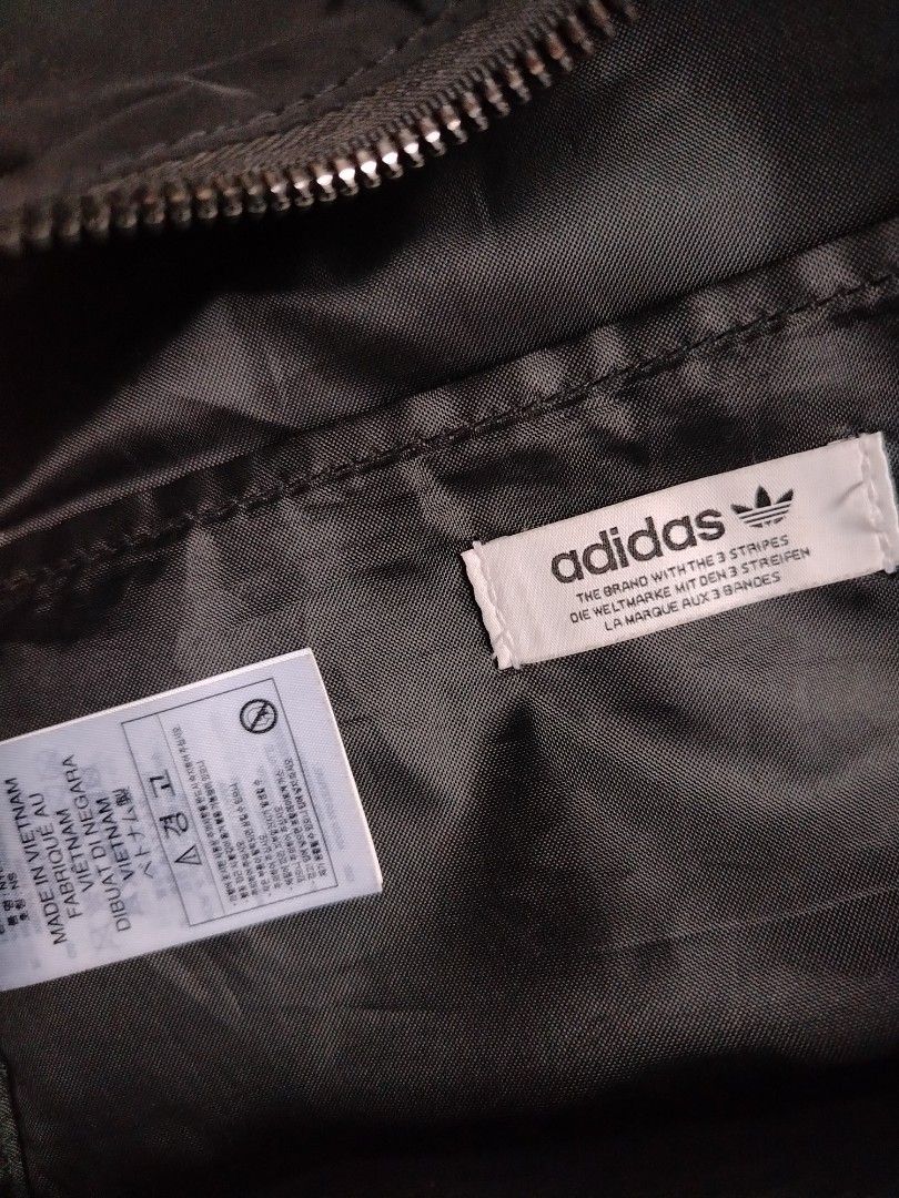 Adidas Backpack (Category: Backpacks) located in Manila. Submitted by burn.pavs (Listing ID 1469583723, Image 2). Description: RFS: Decluttering.