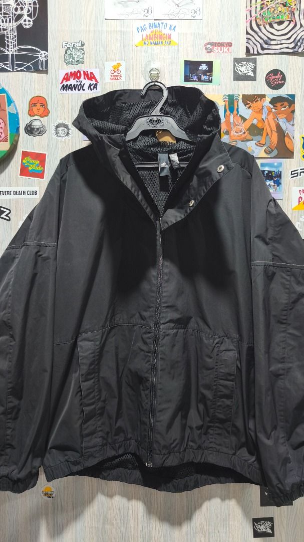 Adidas Black Hooded Windbreaker Jacket (Category: Coats, Jackets and Outerwear) located in Davao. Submitted by thethriftproject082 (Listing ID 1469748748, Image 2). Description: Adi Windbreaker 📍𝐌𝐈𝐍𝐄:600 📍𝐒𝐈𝐙𝐄 𝐎𝐍 𝐓𝐀𝐆: XL 📍𝐃𝐈𝐌𝐄𝐒: 27 x 27.