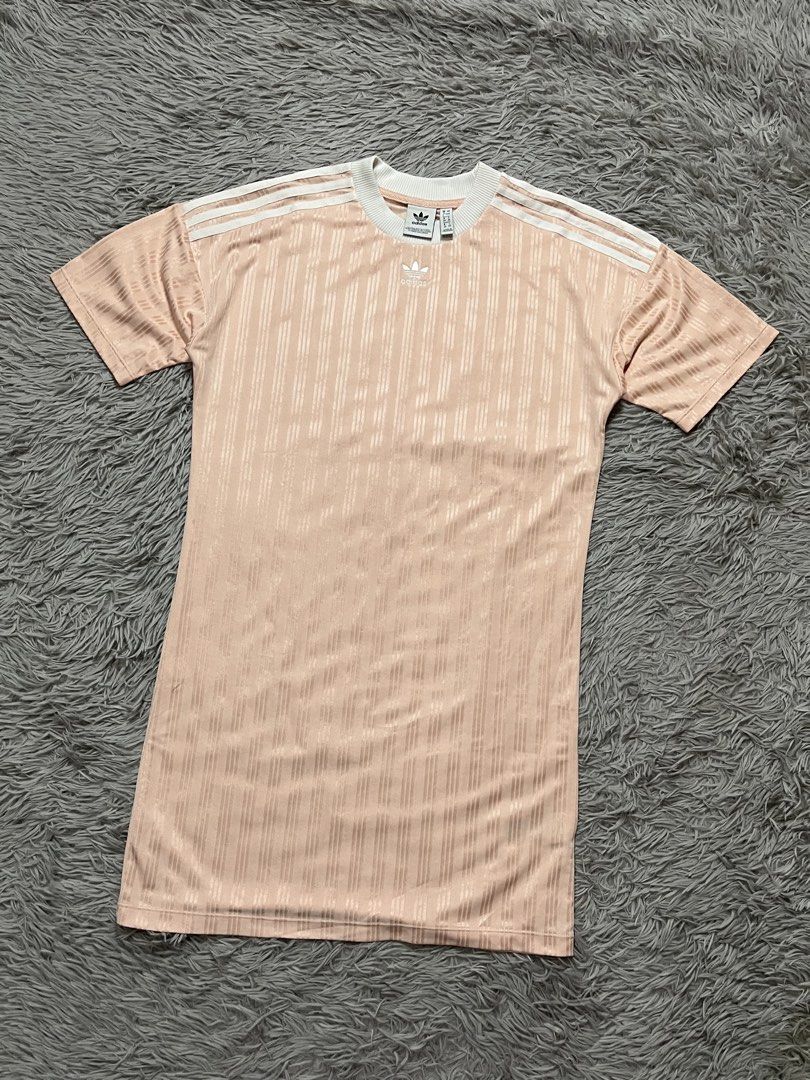Adidas Dress (Category: Dresses) located in Dipolog. Submitted by krstnagnis98 (Listing ID 1469599792, Image 2). Description: Adidas Dress S-M Authentic Like new .