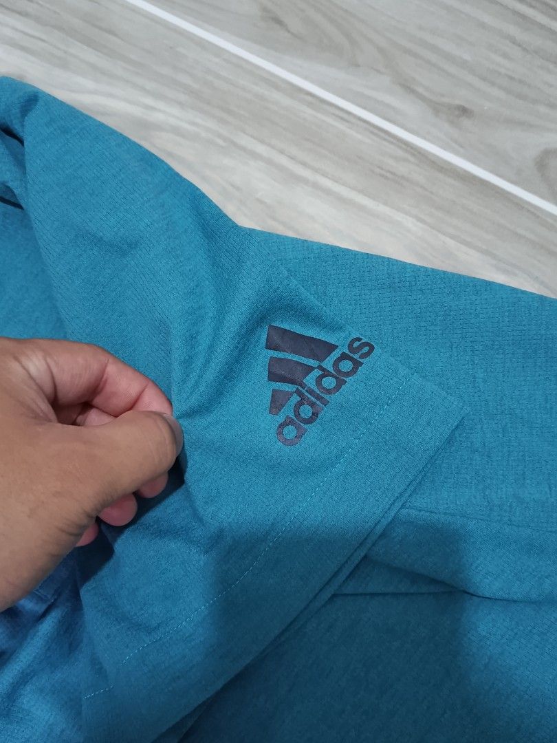 ADIDAS DRIFIT POLO SHIRT (freeshipping) (Category: Activewear) located in Quezon City. Submitted by gyl-stop (Listing ID 1469648474, Image 3). Description: free shipping 23.5 x 30 excellent condi cr: 9.8/10 issue: none.
