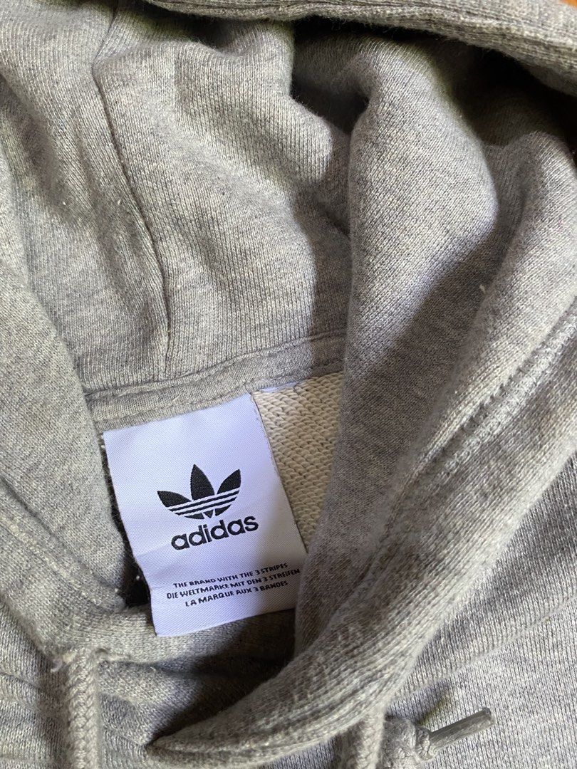 Adidas hoodie (Category: Hoodies) located in Cebu City. Submitted by jerianix (Listing ID 1469691283, Image 3). Description: Adidas hoodie Size small W19 L27.5 Excellent condition No issues .