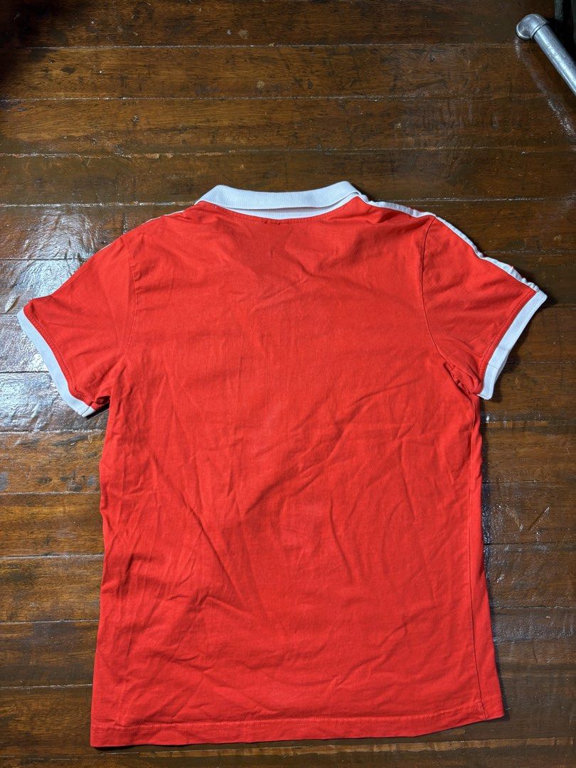 Adidas Manchester United (Category: Formal Shirts) located in Manila. Submitted by earlylifecrisis (Listing ID 1469667343, Image 2). Description: Sz XL Condition 9/10 Measure it by inch Width: 22 Length: 29 Shoulder: 18 Sleeve:8 Bust: Hem: •Refund / Returns not allowed allowed •Please do check the dimensions size on labels sometimes are not accurate on the sizing •Ask me before purchasing.