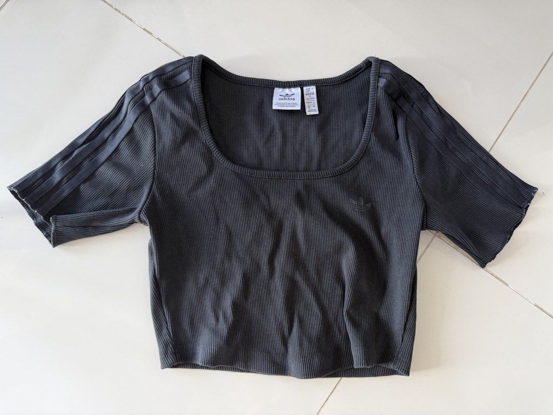 Adidas Ribbed Black Crop Top Size M (Category: Activewear) located in Taguig. Submitted by ellieelles (Listing ID 1469646630, Image 1). Description: Used once.