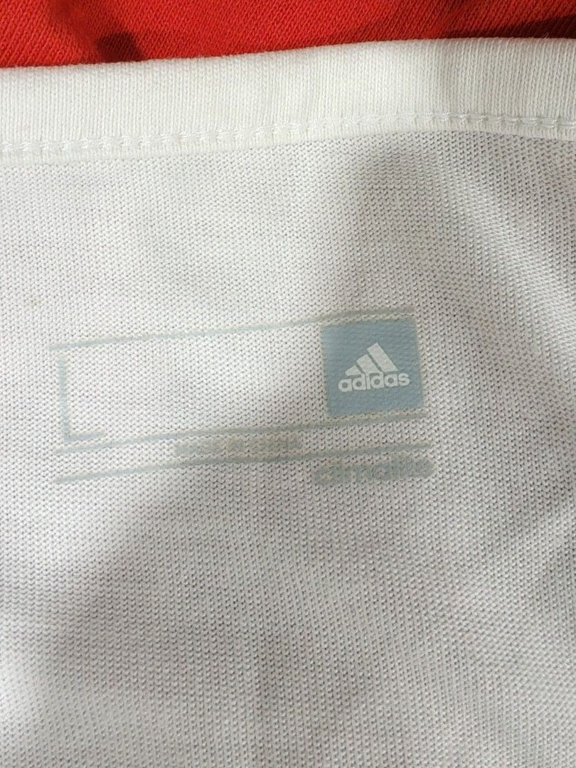 Adidas tanktop tritone (Category: Tshirts & Polo Shirts ) located in Kabacan. Submitted by thriftedsupremacy11 (Listing ID 1469734177, Image 2). Description: ad!das tankt0p tric0lor M-L Dimes 28x20 Like new condition Issue: none.