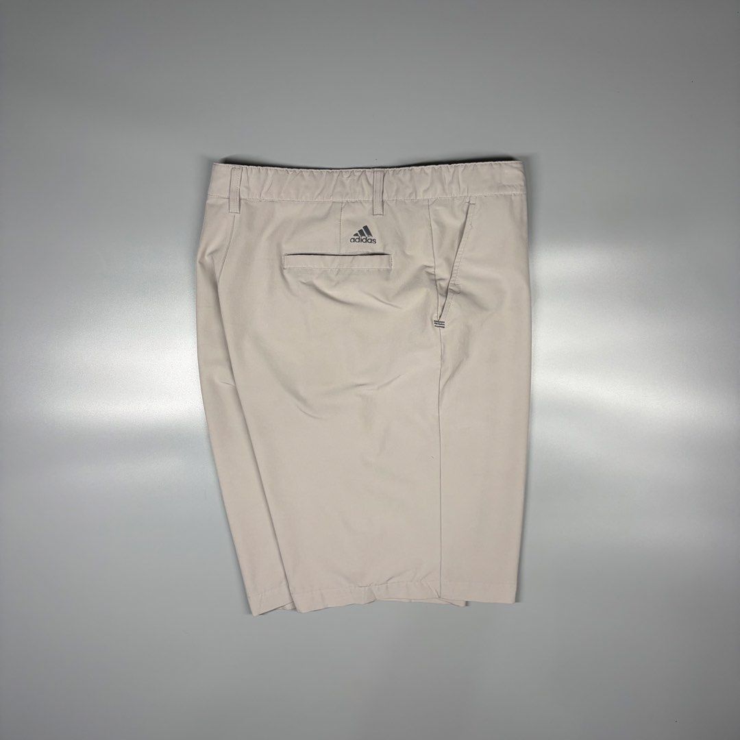 Adidas Ultimate365 Golf Short (Category: Activewear) located in Cavite. Submitted by onebeancent (Listing ID 1469719490, Image 3). Description: Size: 38 to 40 Waistline Dimension: 22" Length Color: Light Grey Color Rate: 10/10 Issue: None Condition: Like new‼️ Price: 680php Additional Shipping Fee (J&T Small Pouch) 75php Luzon 100php visayas 120php mindanao.