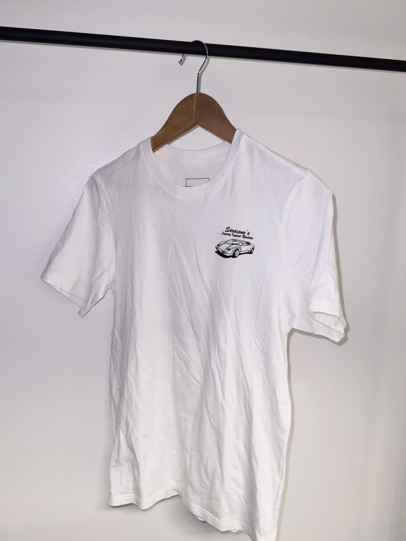 Adidas White Graphic T-Shirt (Category: Tshirts & Polo Shirts ) located in Quezon City. Submitted by coolmomma (Listing ID 1469739002, Image 2). Description: Good as new Length 27 in..