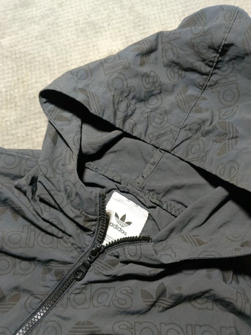 Adidas Windbreaker/Jacket (Category: Coats, Jackets and Outerwear) located in Cebu City. Submitted by authenticgrids (Listing ID 1469716087, Image 2). Description: ADIDAS AOP WINDBREAKER/Jacket Excellent/Like New Condition✨ Issue/s: None Size on Tag 🏷️ Medium Dimensions Width 22 inches Length 28 inches 📥📥📥📥📥 DM us for more details.