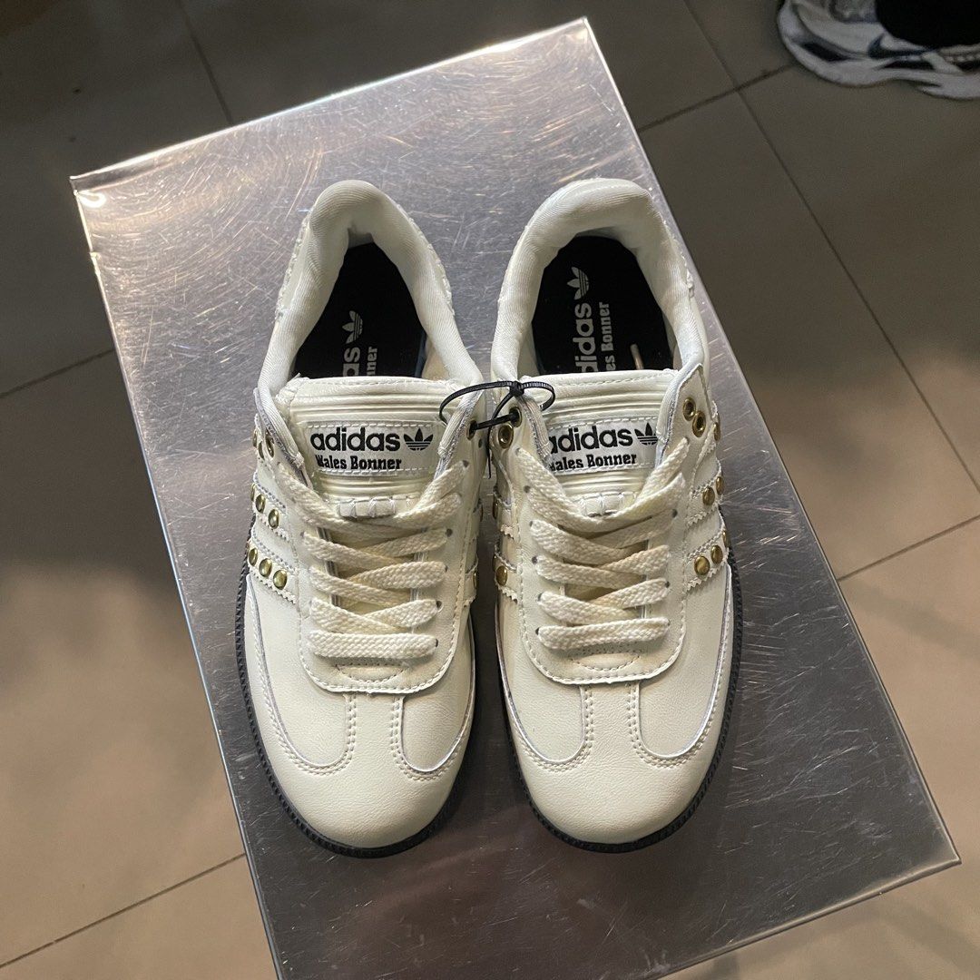 Adidas X wales bonner (Category: Sneakers) located in Iloilo. Submitted by nextwearco_ilo (Listing ID 1469715922, Image 1). Description: Adidas X wales bonner • Almost new condition • Size 38 eur womens • No flaws ₱ 2.5k only Loc : Iloilo city Dm📨.