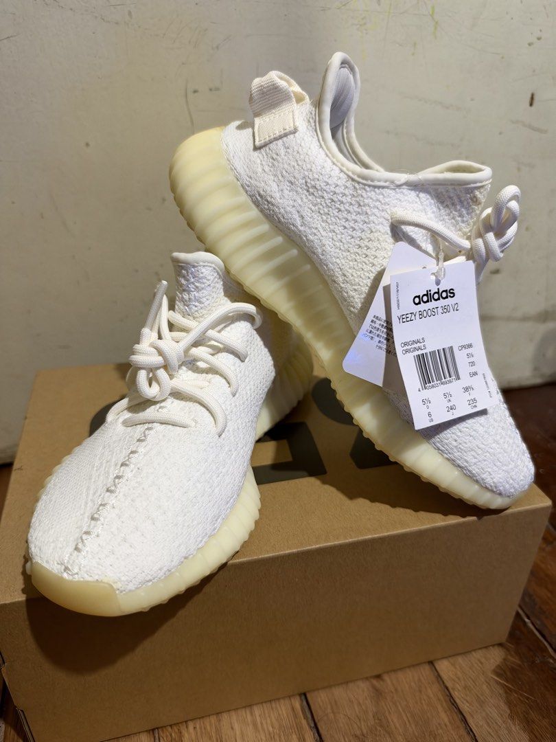 Adidas Yeezy Boost 350 V2 Cream White (Category: Sneakers) located in Manila. Submitted by ashleymerc (Listing ID 1469597242, Image 1). Description: - Adidas Yeezy Boost 350 V2 - Size: Men US 6 / UK 5.5 (Fits 7W) - Colorway: Cream - Condition: Brand new with original tags attached - Inclusion: Comes with original shoebox.