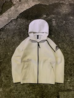 (Category: ) located in . Submitted by thrift2mnla (Listing ID 1469680686, Image 1). Description: .
