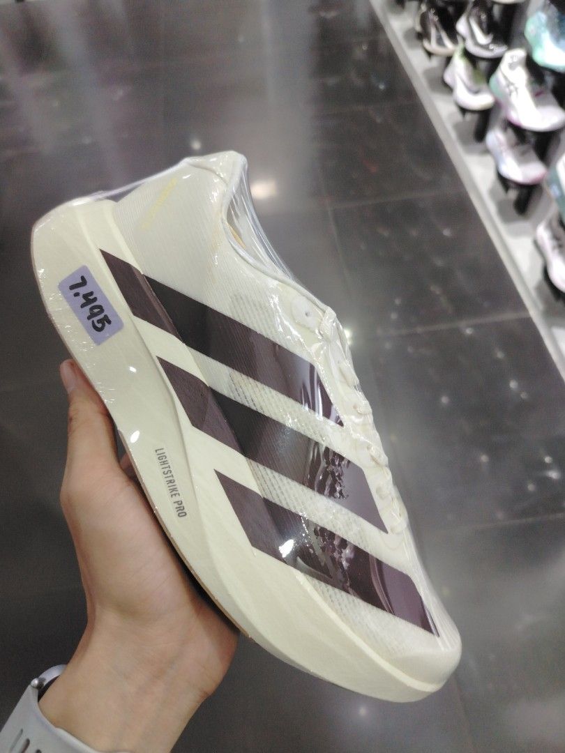 Adizero Evo SL (Category: Sneakers) located in Quezon City. Submitted by rvnnnnnn (Listing ID 1469660976, Image 1). Description: .