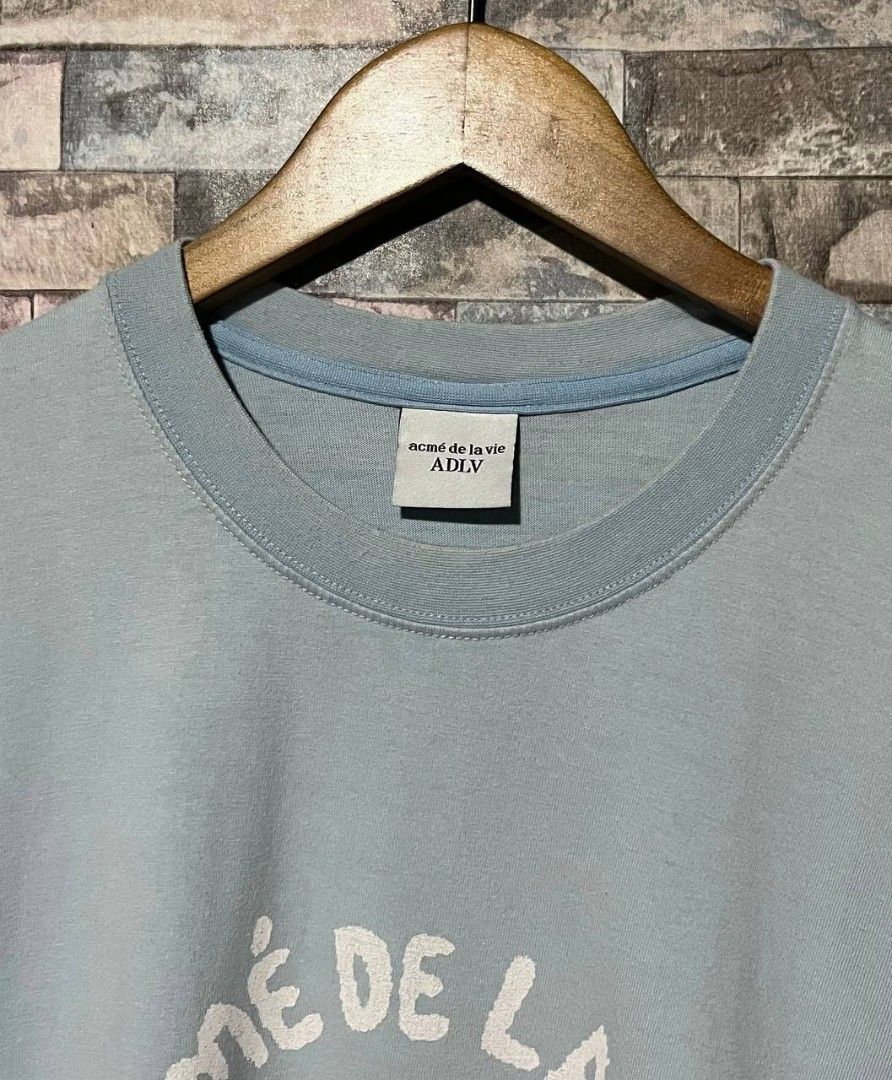 ADLV BEAR TEE (Category: Tshirts & Polo Shirts ) located in Caloocan City. Submitted by wewearworn (Listing ID 1469614341, Image 3). Description: Large Best Fit 22 x 29 Excellent May minor cracks on print 9d/10 Color Rate.
