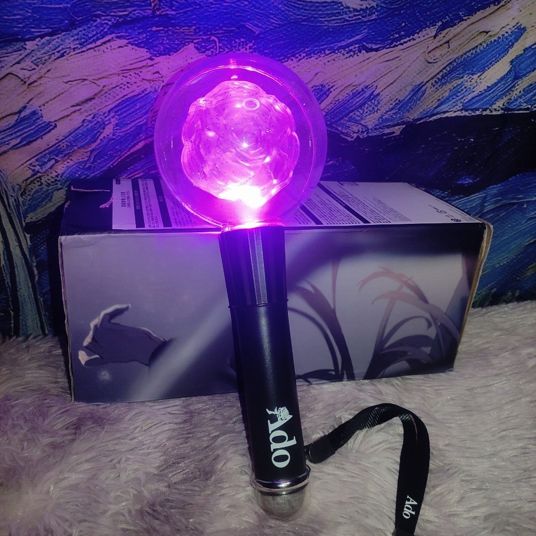 Ado Penlight Light stick 2023 ver. (Category: J-Wave Merchandise) located in Quezon City. Submitted by findyourtreasure10 (Listing ID 1469722100, Image 2). Description: 📌 **Please read before Purchasing** - good condition - bad box - sign of usage - official ado merch Kindly manage your expectations. What you see is exactly what you get 📦 All items are on hand and ready to ship 💎 Photos posted are the actual items. More pictures available upon