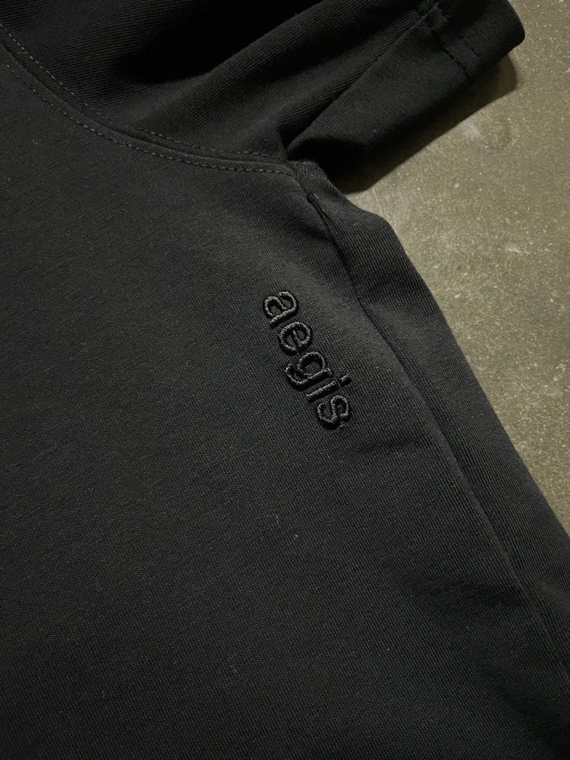 Aegis Basic Boxy Tee (Category: Tshirts & Polo Shirts) located in Johor Bahru. Submitted by blackpearlstuff (Listing ID 1469670245, Image 2). Description: size L negotiable.