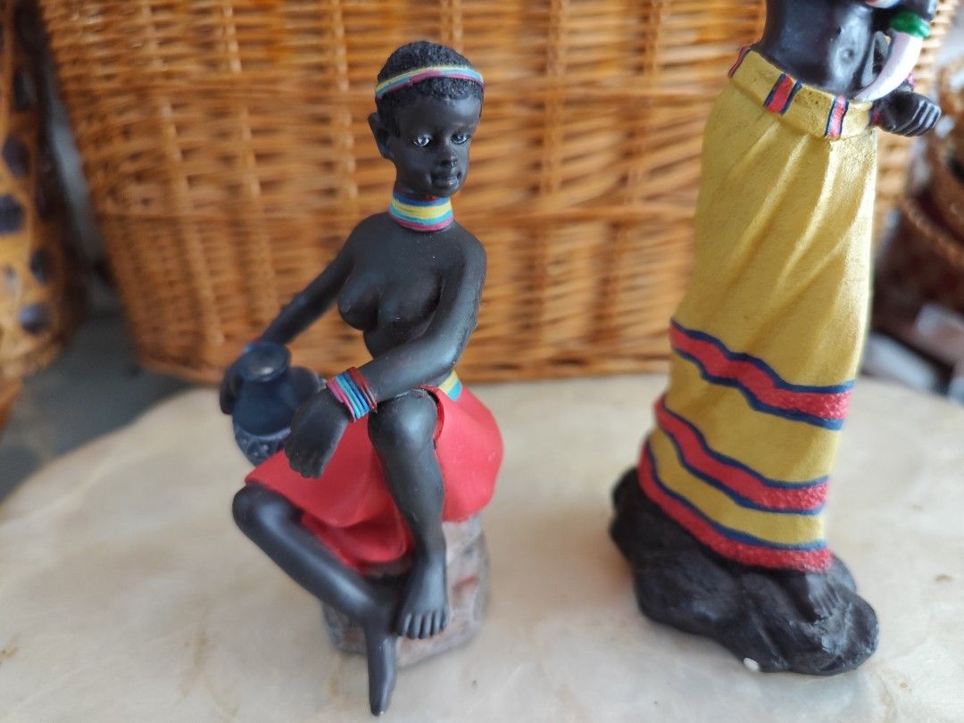 Afrigan Women Figurines (Category: Figurines & Statues) located in Dipolog. Submitted by thriftteata (Listing ID 1469627733, Image 2). Description: no chips.