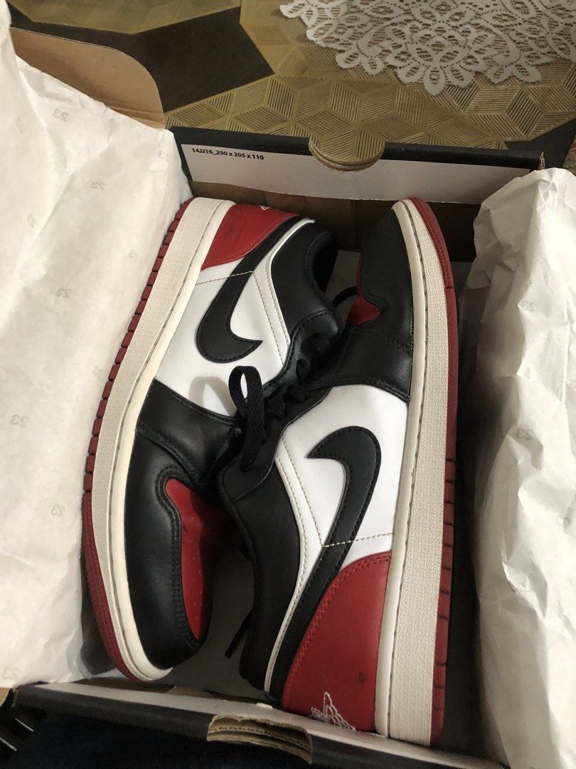 Air Jordan 1 Low Black White Varsity Red 8.5 US (Category: Sneakers) located in Lucena. Submitted by kweenritz (Listing ID 1469610749, Image 1). Description: Hi. For sale! Authentic Nike Air Jordan 1 Low Colorway: Black, White, and Varsity Red Size: US 8.5 / UK 7.5 / EUR 42 In good Condition: Minor wear on midsoles and uppers from handling Includes: Original box, receipt from Nike Glorietta Classic low-top design with iconic color blocking and em