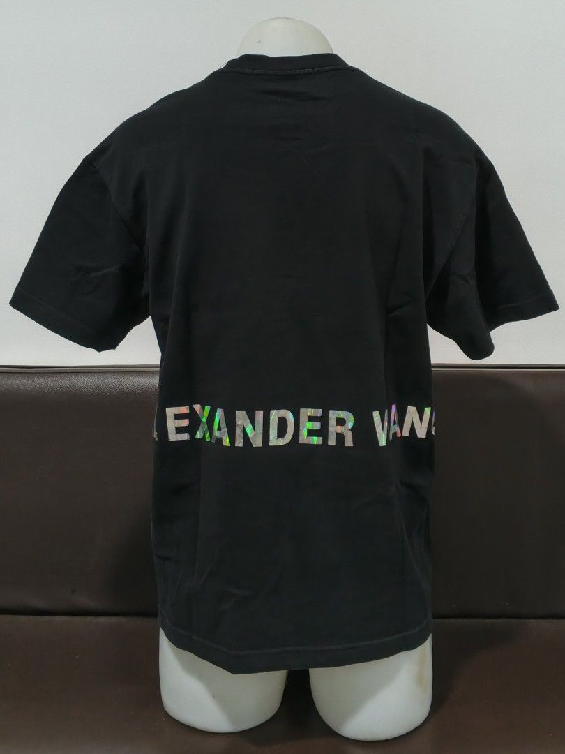 ALEXAND3R WANG (Category: Tshirts & Polo Shirts ) located in Kabacan. Submitted by thriftedsupremacy11 (Listing ID 1469733677, Image 2). Description: ALEXAND3R WANG Large Dimes 28x21 Like new condition Issue: none.