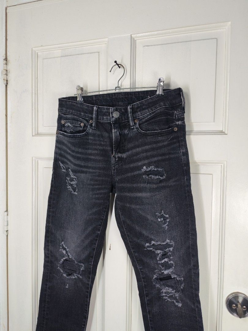 American eagle flexi pants (preloved) (Category: Jeans) located in Manila. Submitted by potato.ph (Listing ID 1469701769, Image 2). Description: American eagle flexi pants (preloved).
