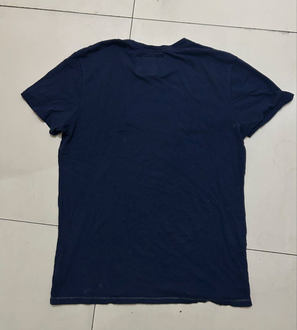 American Eagle shirt (Category: Tshirts & Polo Shirts ) located in Taguig. Submitted by morningstar.to (Listing ID 1469649761, Image 2). Description: .